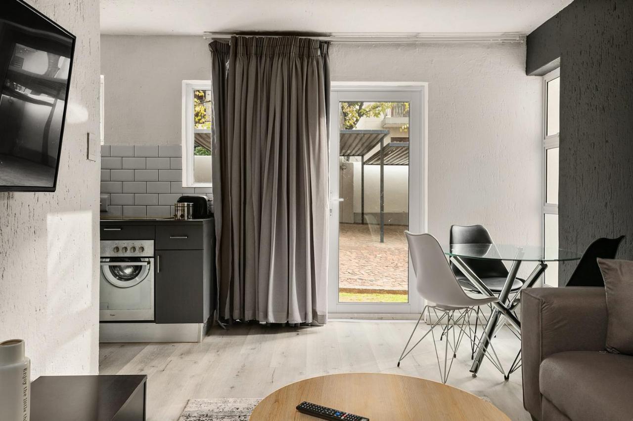 Marley On Katherine Johannesburg Exterior photo